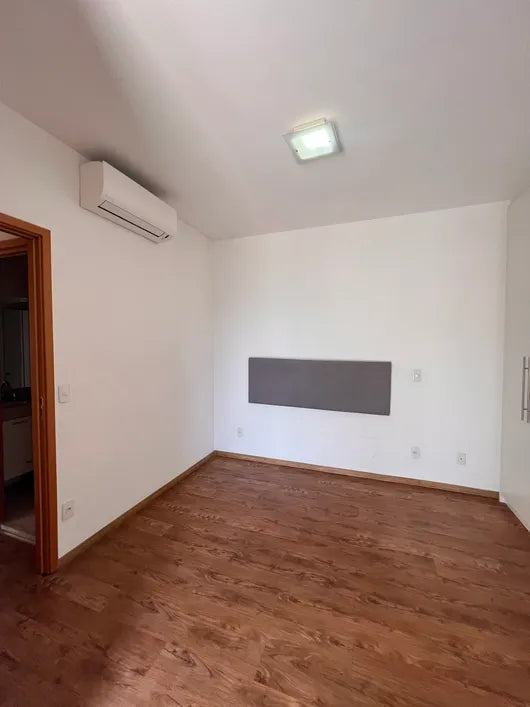 Apartamento com 2 Quartos e 2 banheiros à Venda, 73 m²