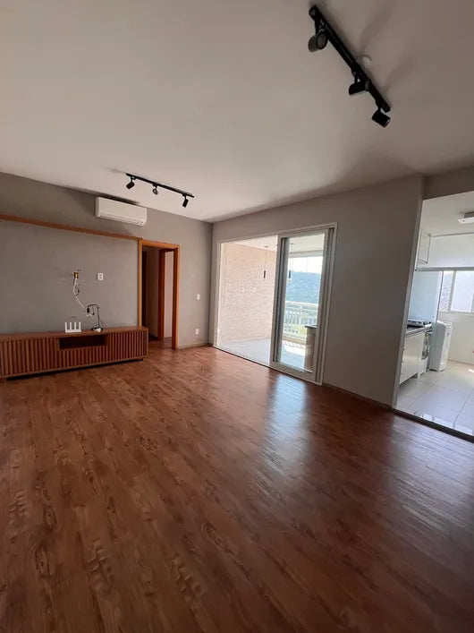 Apartamento com 2 Quartos e 2 banheiros à Venda, 73 m²