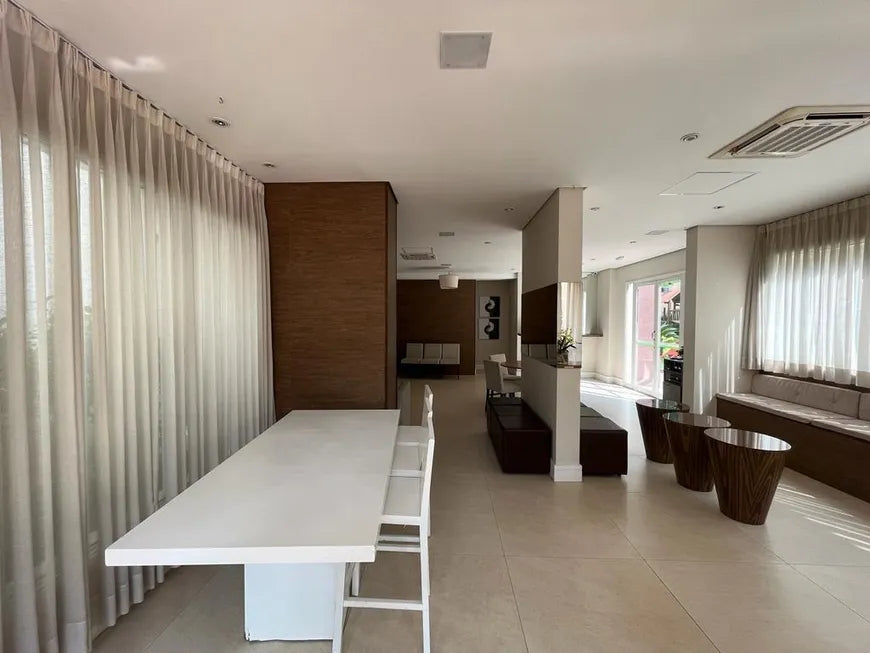 Apartamento com 2 Quartos e 2 banheiros à Venda, 73 m²