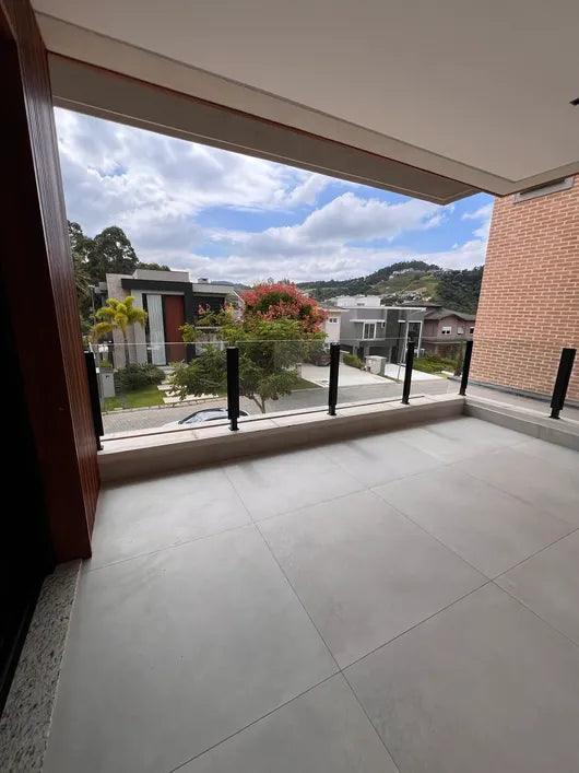 Casa de Condomínio com 5 Quartos e 7 banheiros à Venda, 524 m²